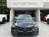 Toyota Camry SE 2021 - miniatura 1