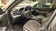 Toyota Highlander LE 2023 - miniatura 5