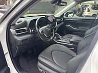 Toyota Highlander LE 2023 - miniatura 7