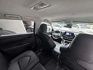 Toyota Highlander LE 2023 - miniatura 10
