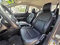 Nissan Versa 2020 - miniatura 8