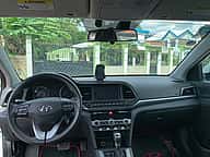 Hyundai Elantra SEL 2020 - miniatura 5