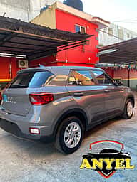Hyundai Venue SE 2021 - miniatura 8