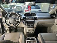 Honda Odyssey Touring 2017 - miniatura 4