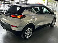 Chevrolet Bolt Premier EUV. 2023 - miniatura 10