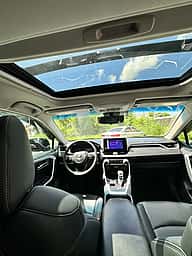 Toyota RAV4 XLE PLUS 2025 - miniatura 6