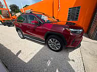 Toyota RAV4 XLE Premium 2024 - miniatura 7