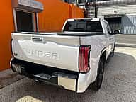 Toyota Tundra LIMITED 2022 - miniatura 4