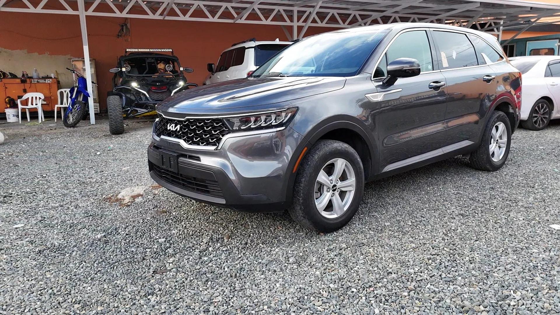 Kia Sorento LX 2023 en venta - vista principal