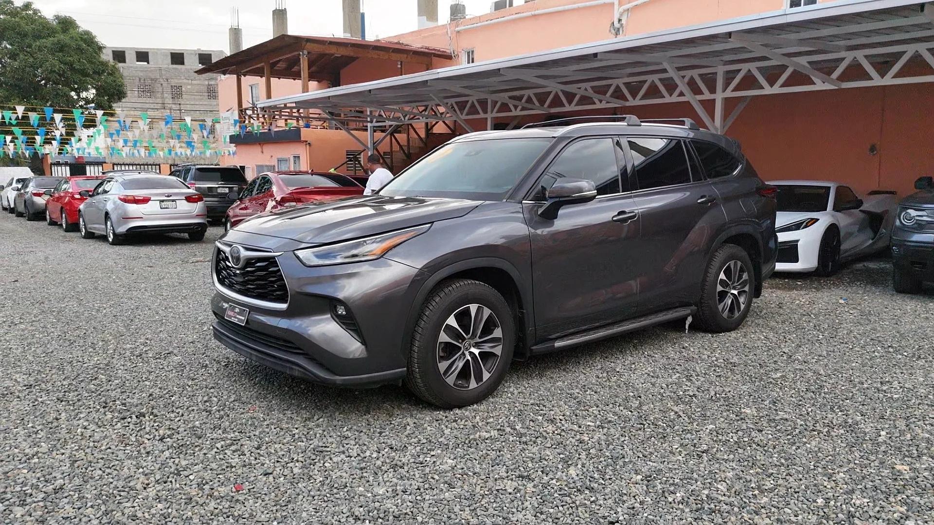 Toyota Highlander XLE 2021 en venta - vista principal