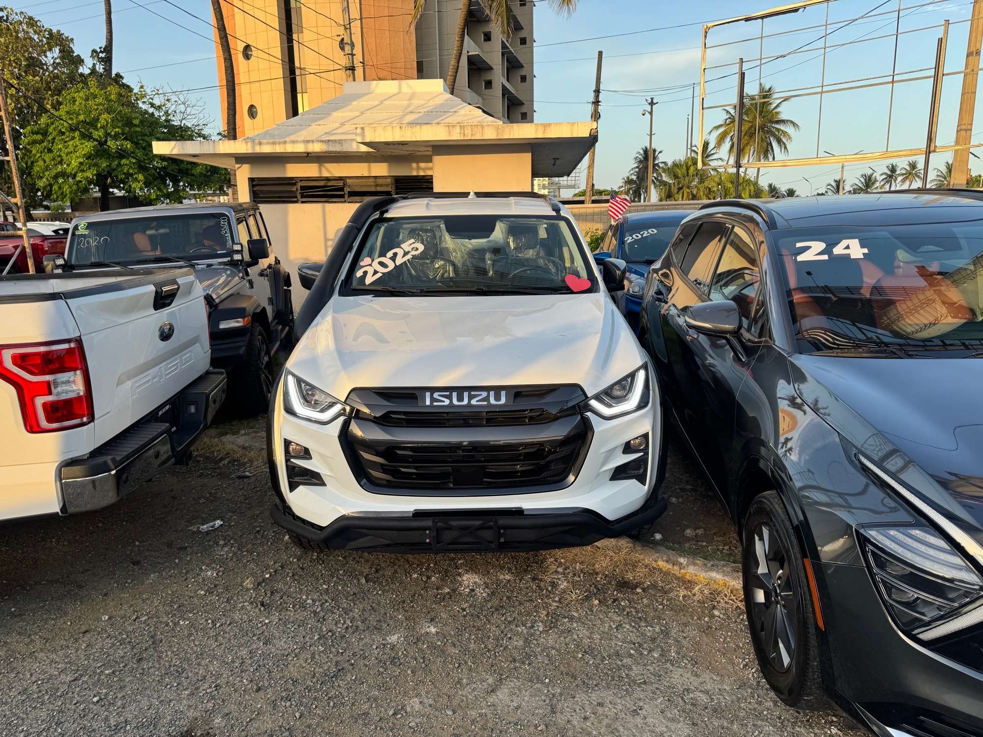 2025 Isuzu DMAX LS nuevo en venta por RAM MEGA AUTOS