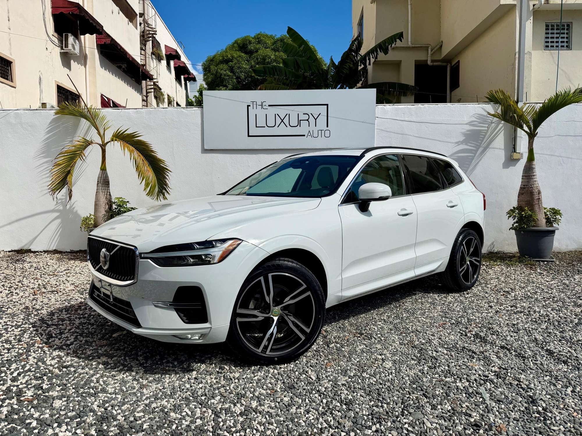 2022 Volvo XC60 B5 PLUS usado en venta por DD AUTO