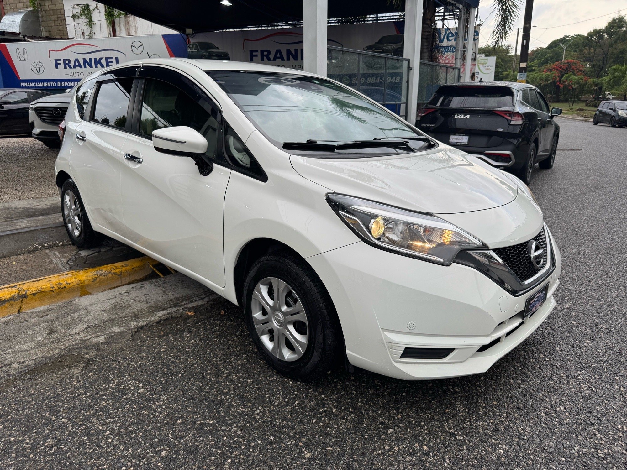 Nissan Note SV 2020 en venta - vista principal