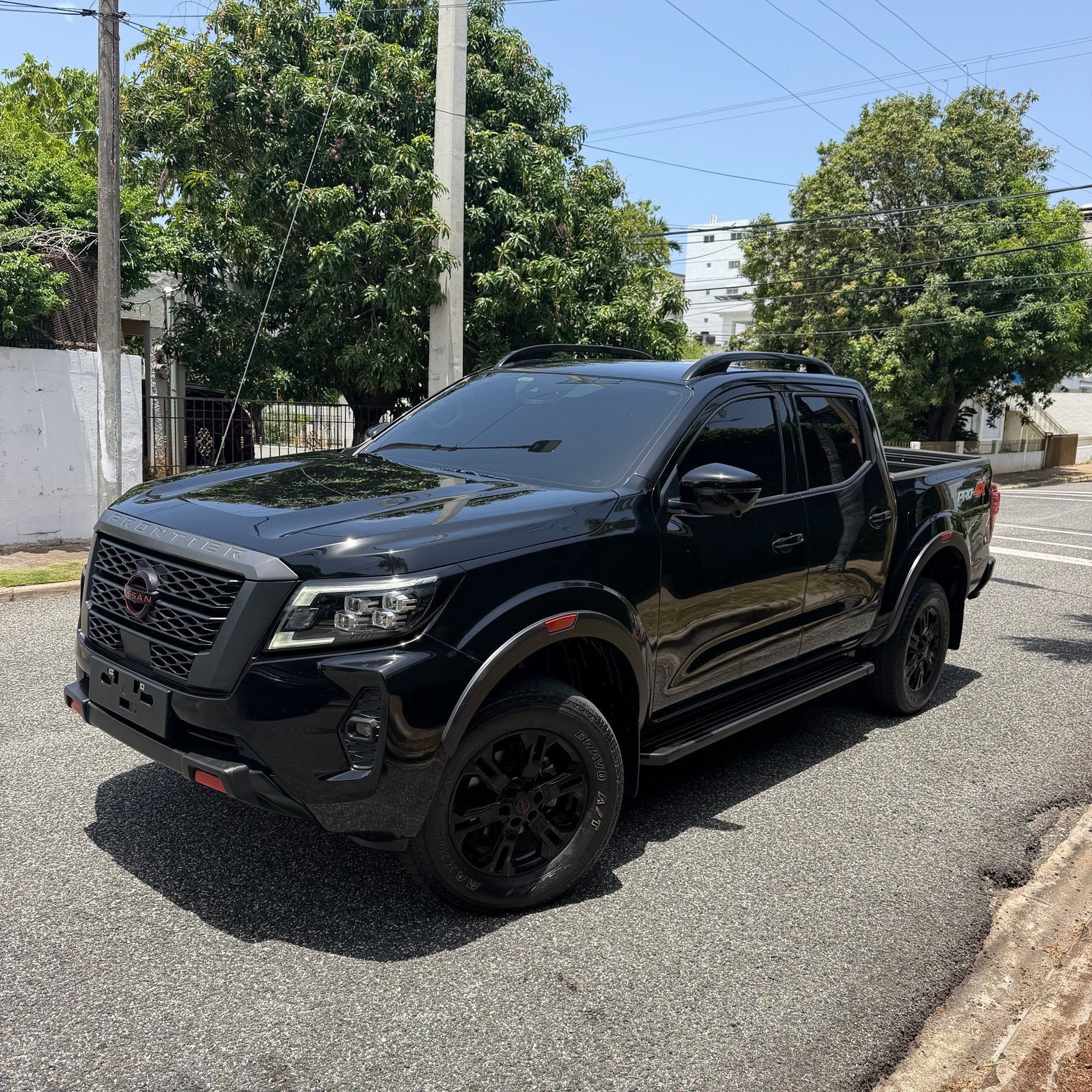 Nissan Frontier Pro-4X 2024 en venta - vista principal