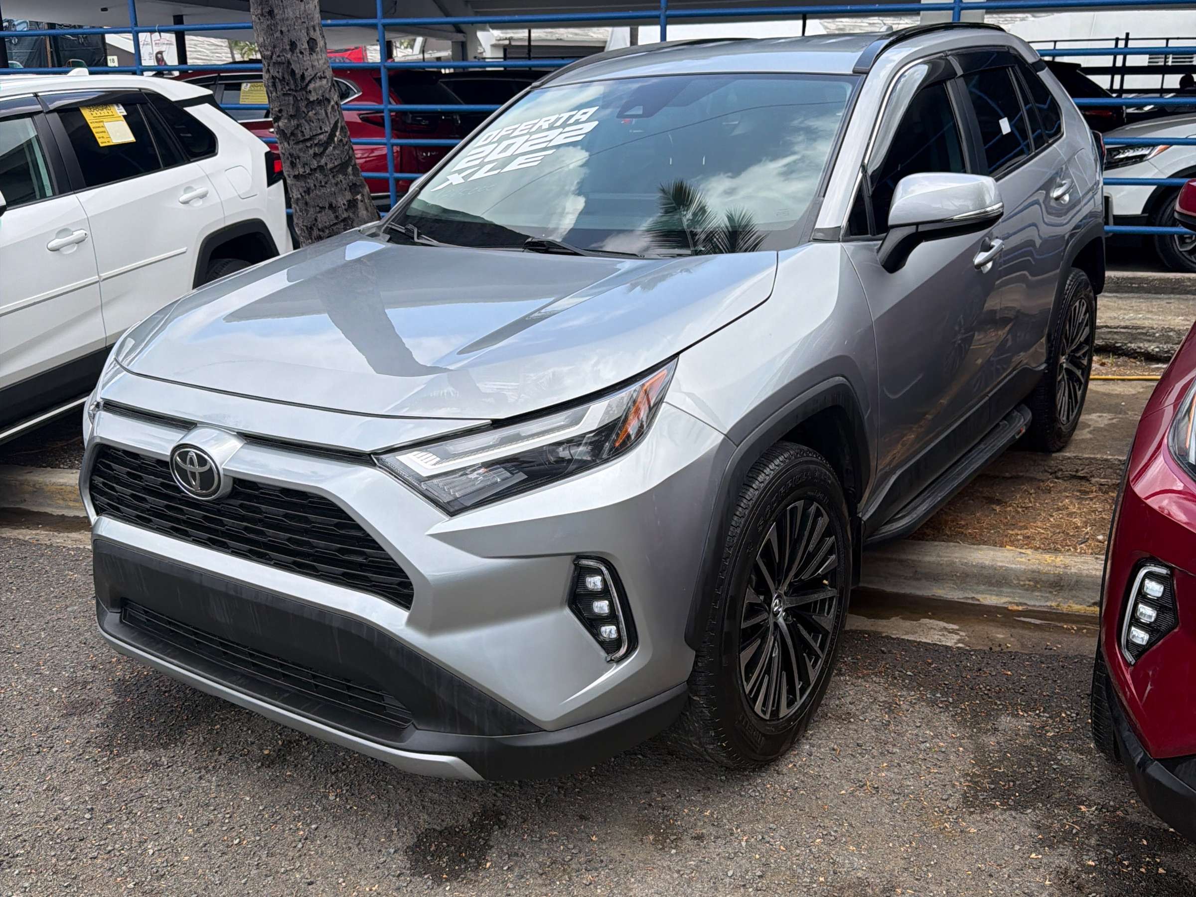 2022 Toyota RAV4 XLE usado en venta por Carlos Rosa Auto Import