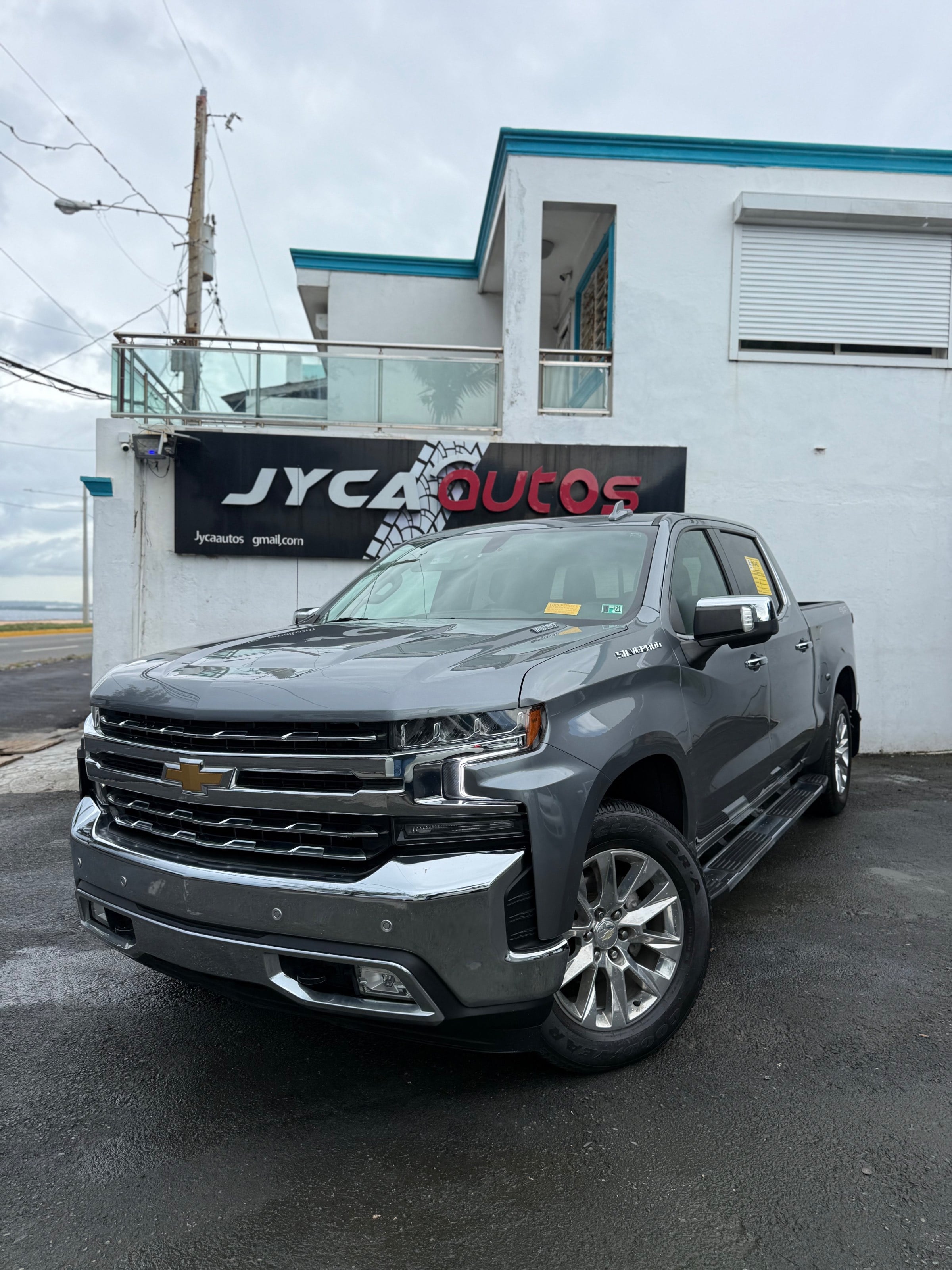 Chevrolet Silverado LTZ 2021 en venta - vista principal