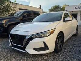 2019 Nissan Sentra SV usado en venta por Calcaño Motors