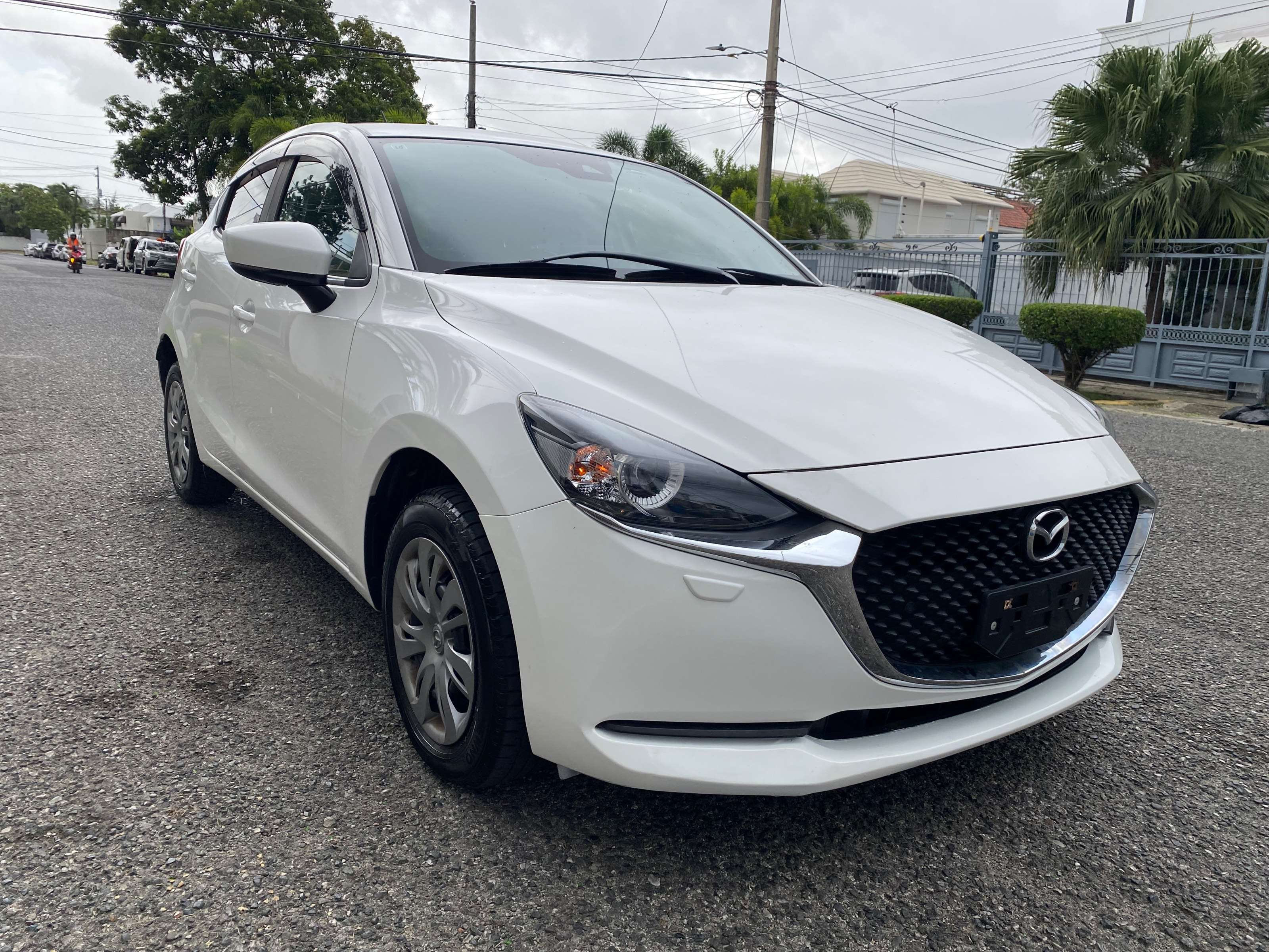 2020 Mazda Demio Sport usado en venta por Vision Motors 
