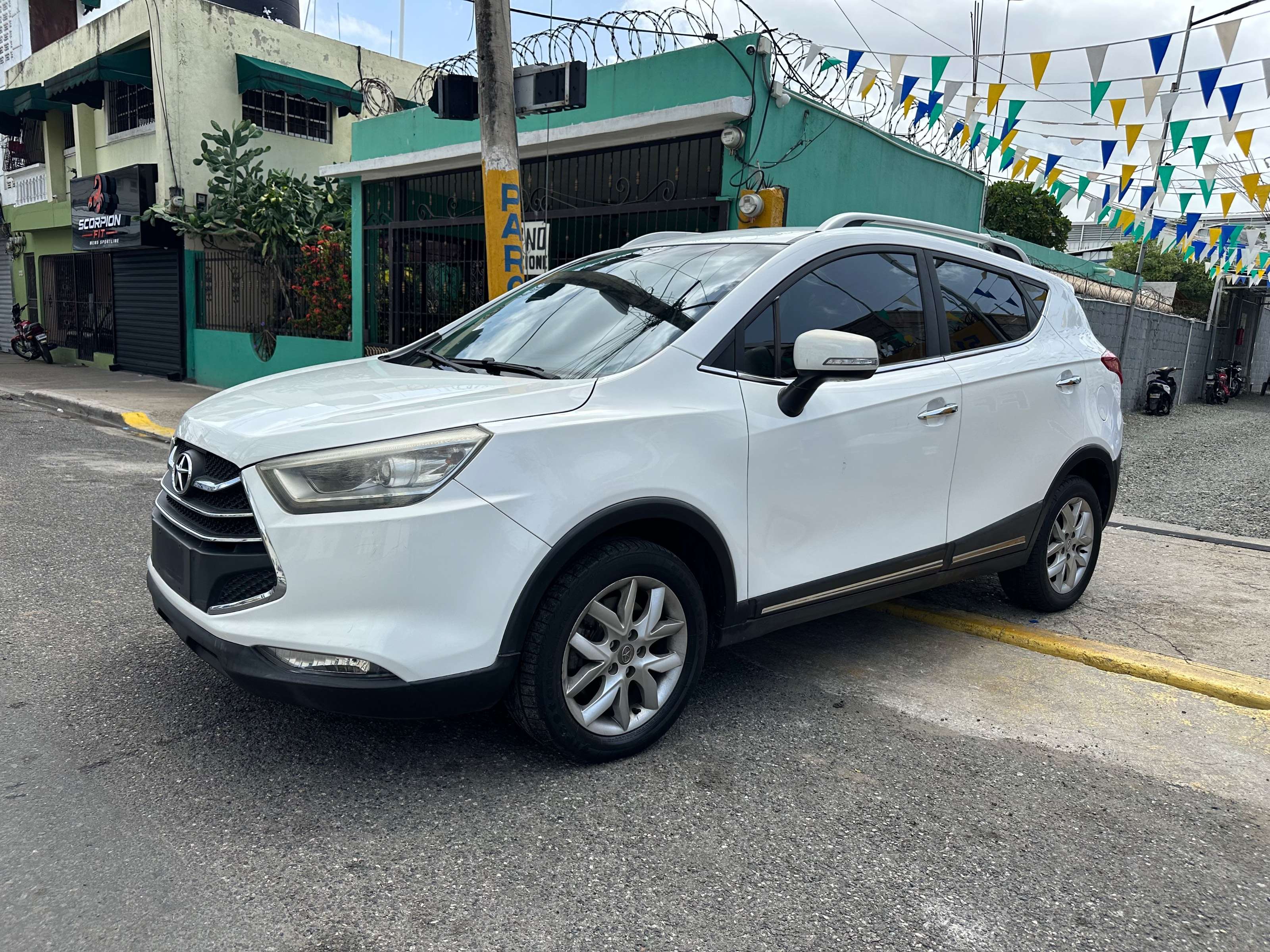 2016 Jac S3 usado en venta por FFD AUTO IMPORT