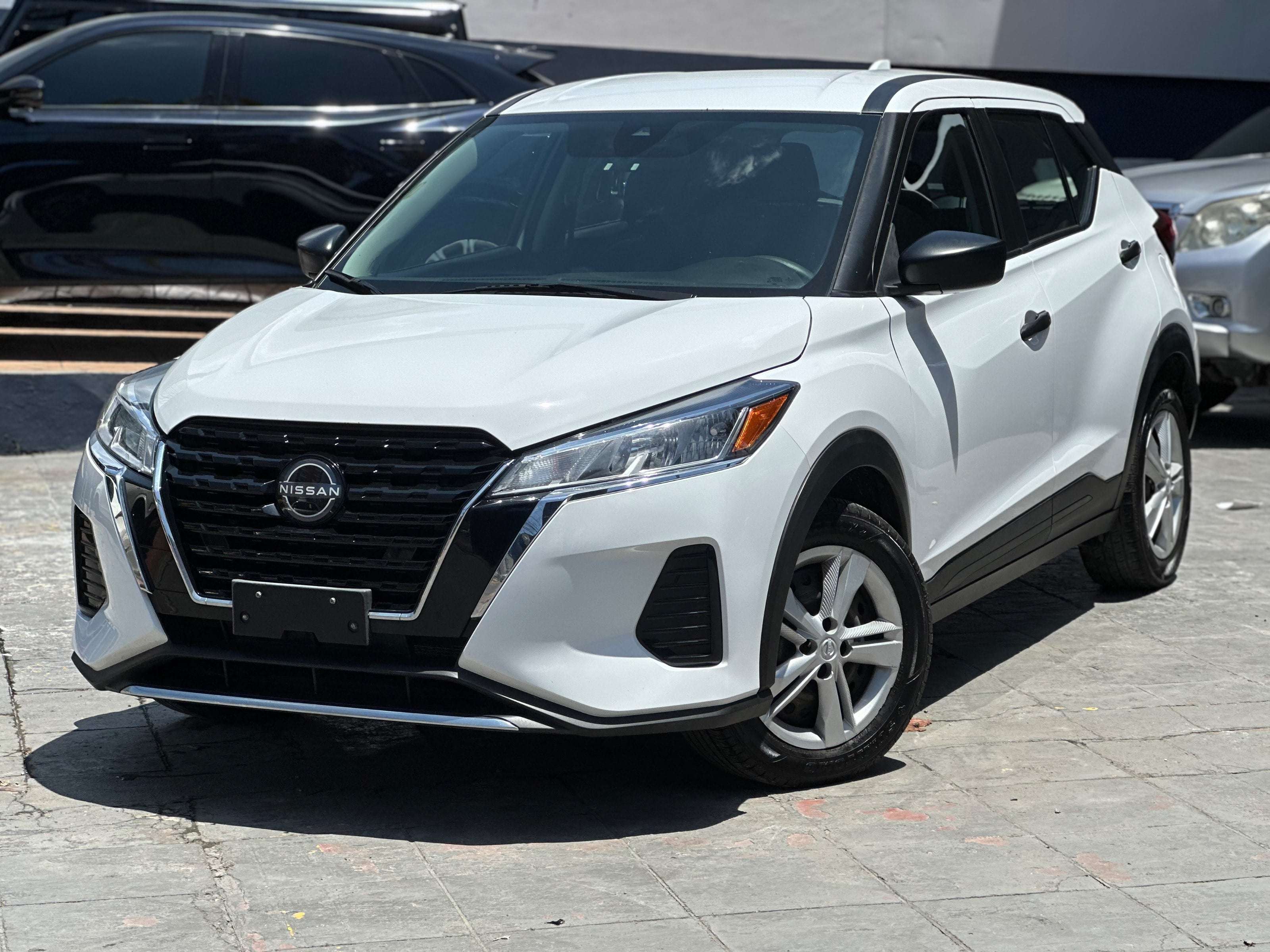 2023 Nissan Kicks SV usado en venta por Holguin AutoPro