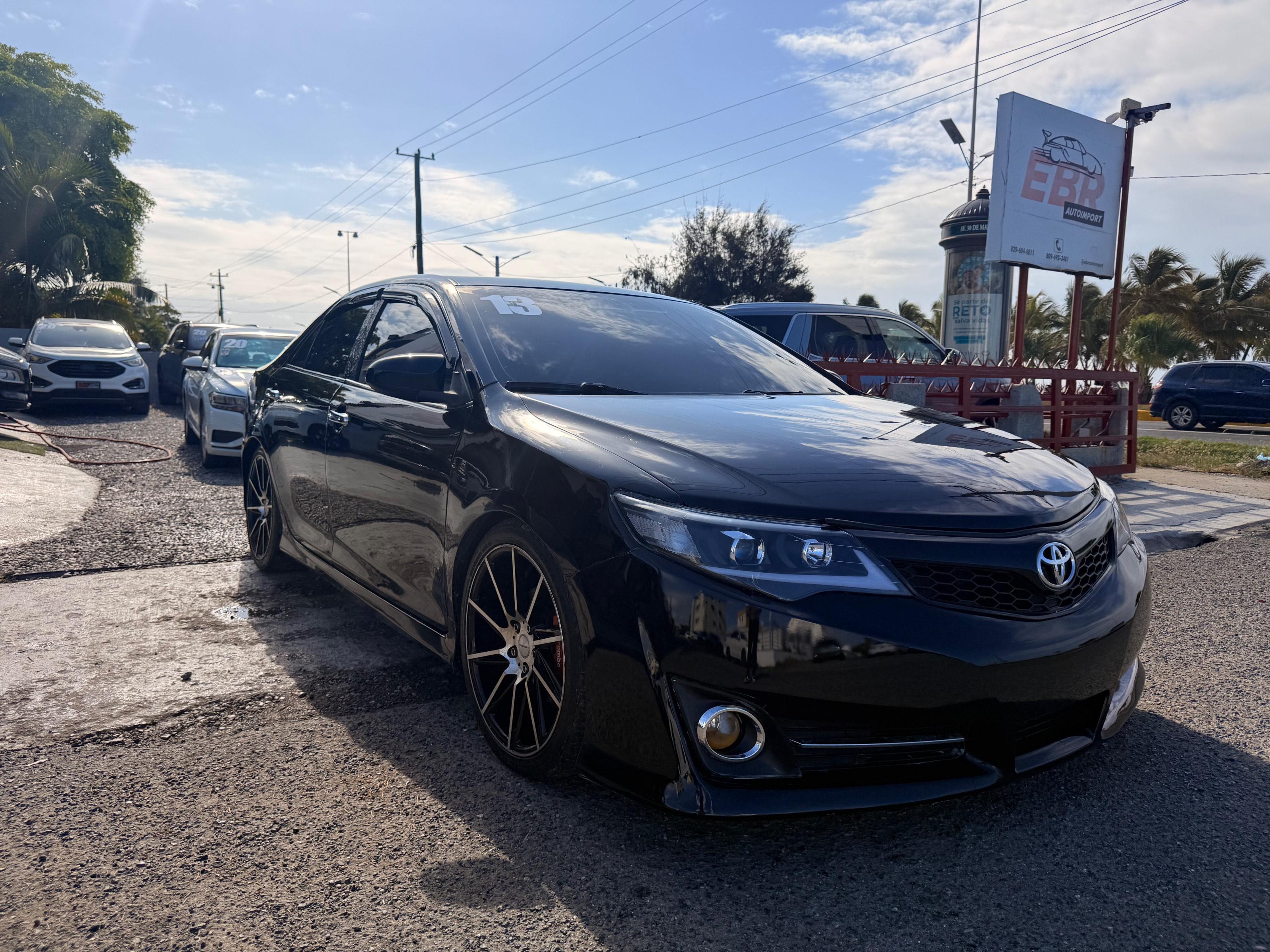 Toyota Camry SE 2013 en venta - vista principal