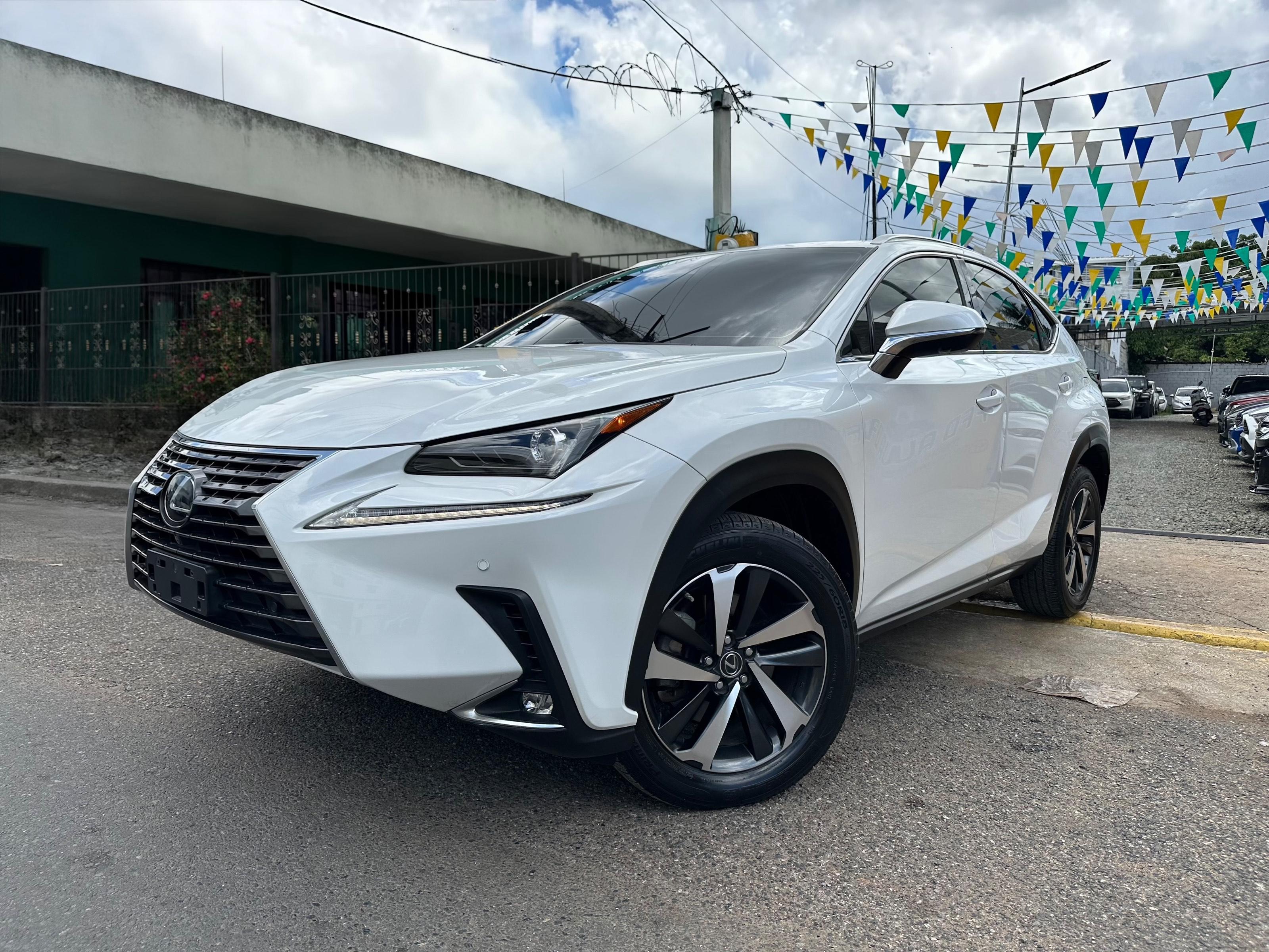 Lexus NX 300 2021 en venta - vista principal