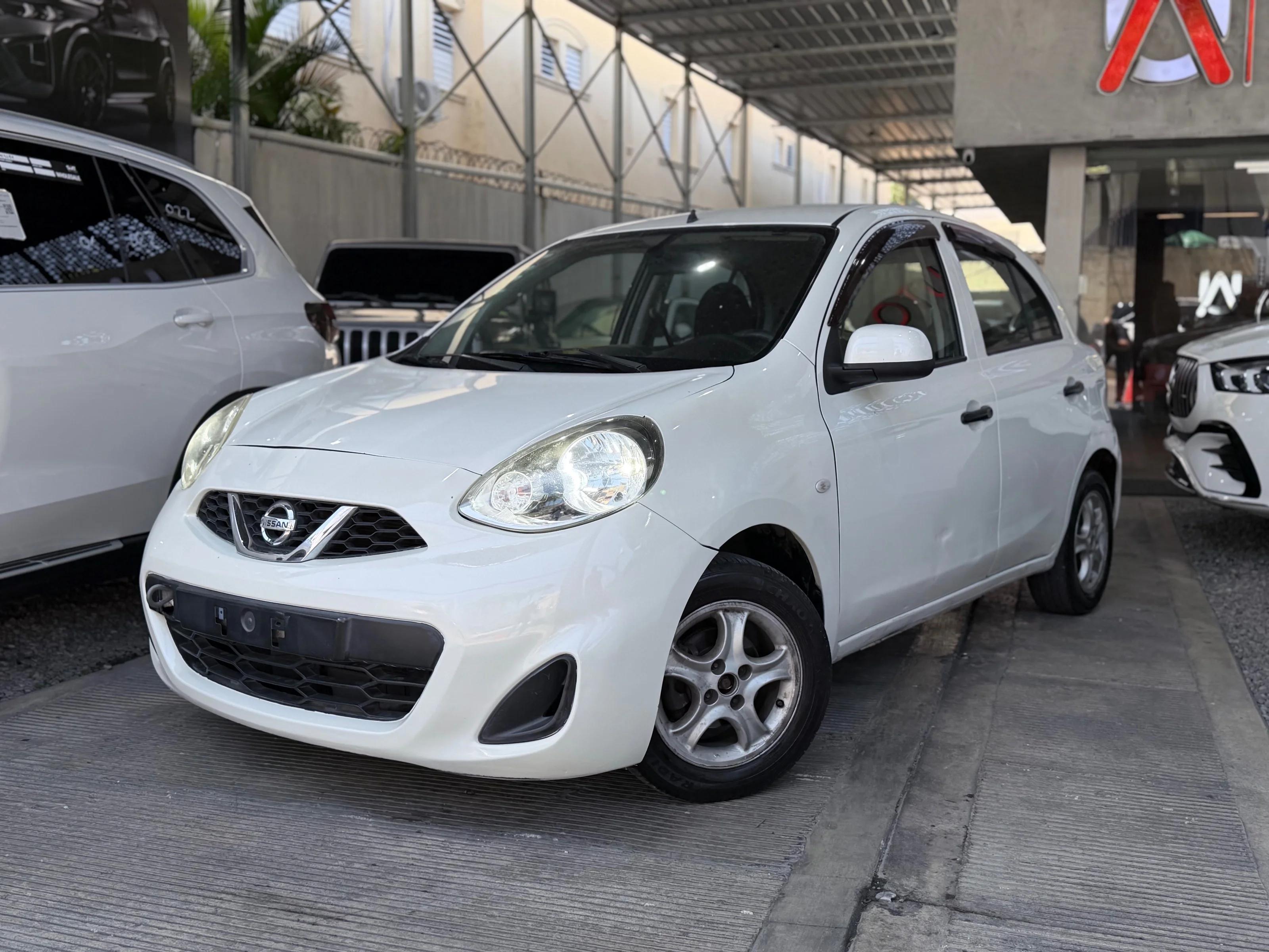 Nissan March 2017 en venta - vista principal