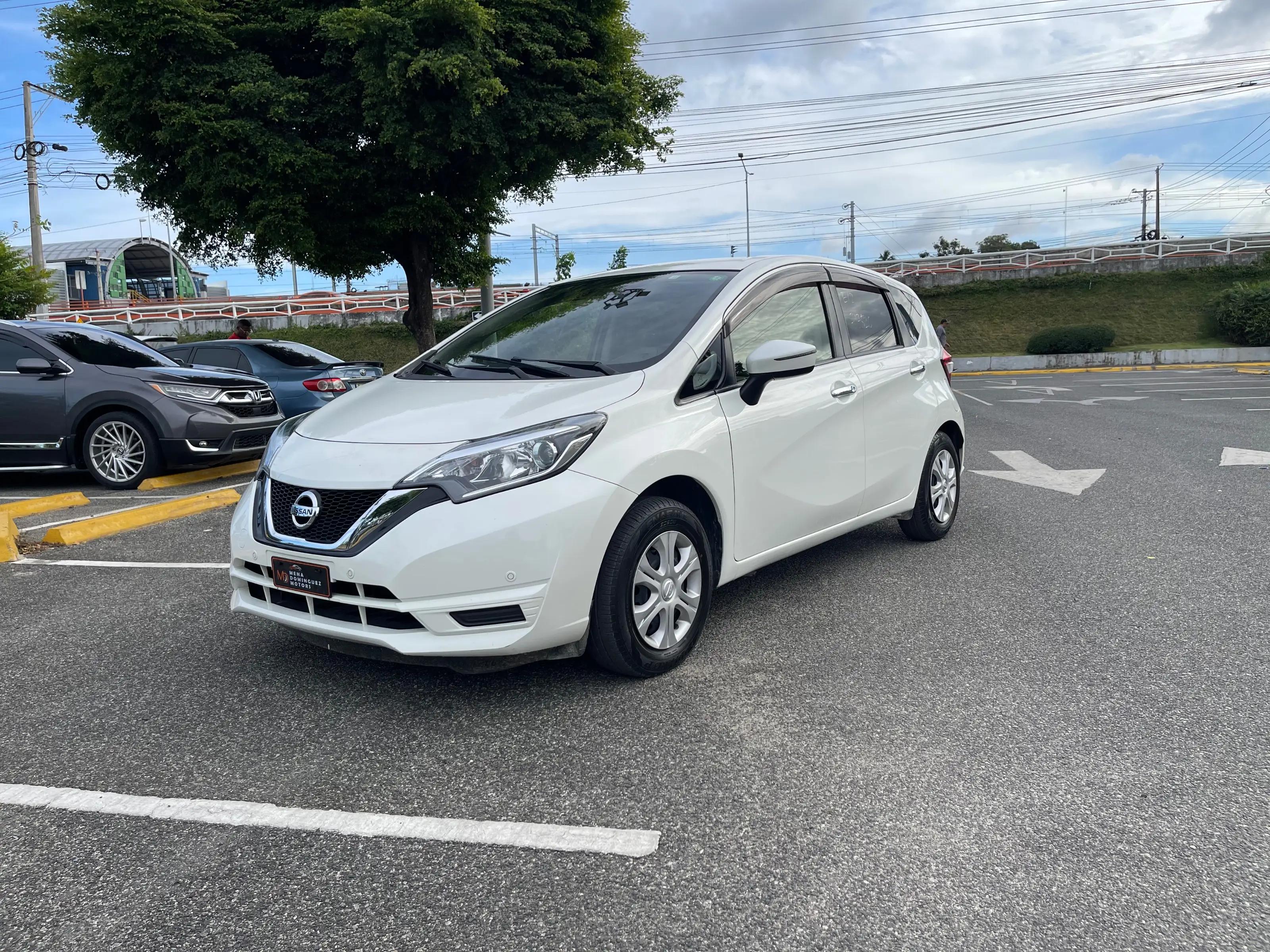 Nissan Note SV 2020 en venta - vista principal