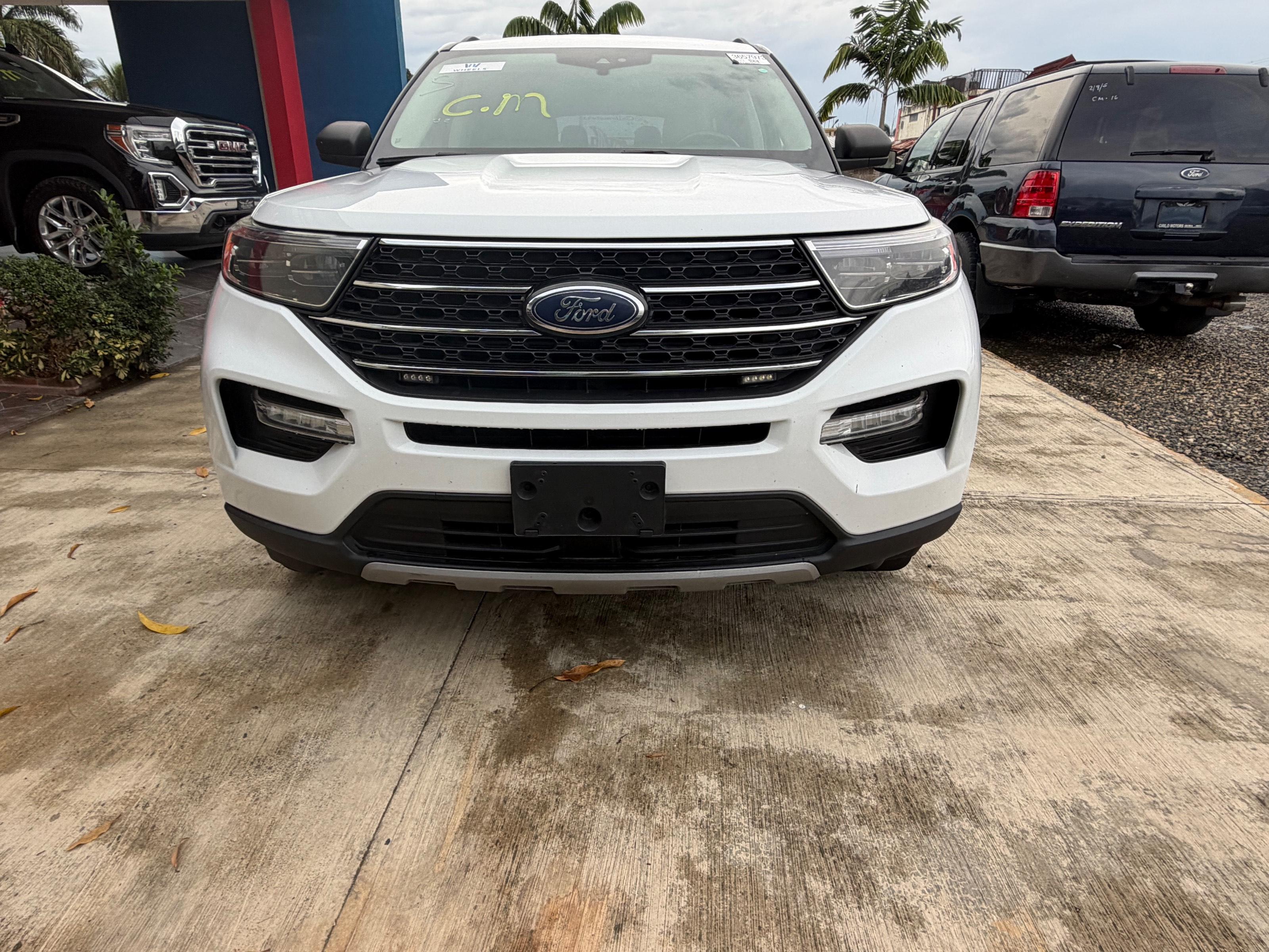 Ford Explorer XLT 2023 en venta - vista principal