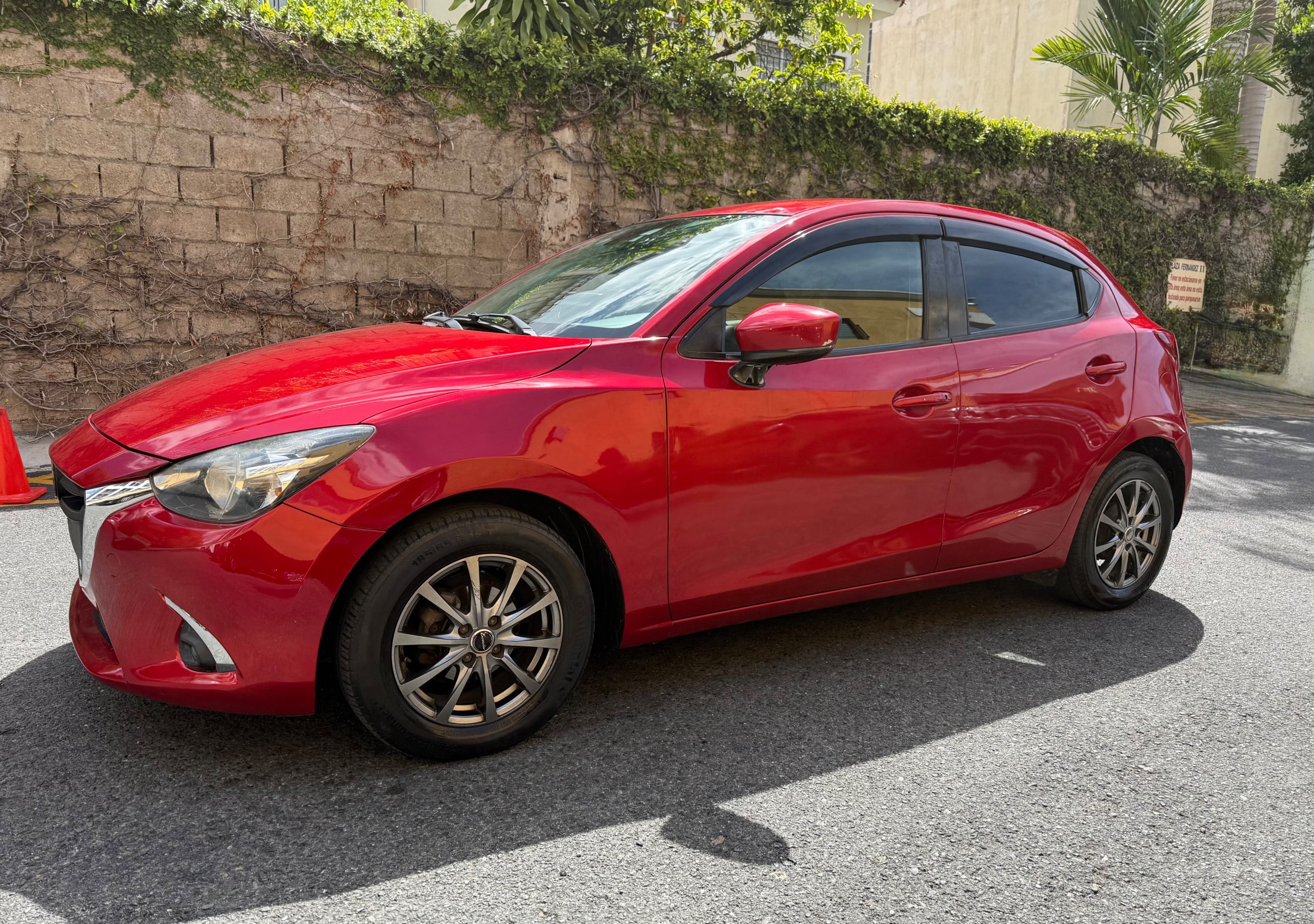 Mazda Demio 2018 en venta - vista principal