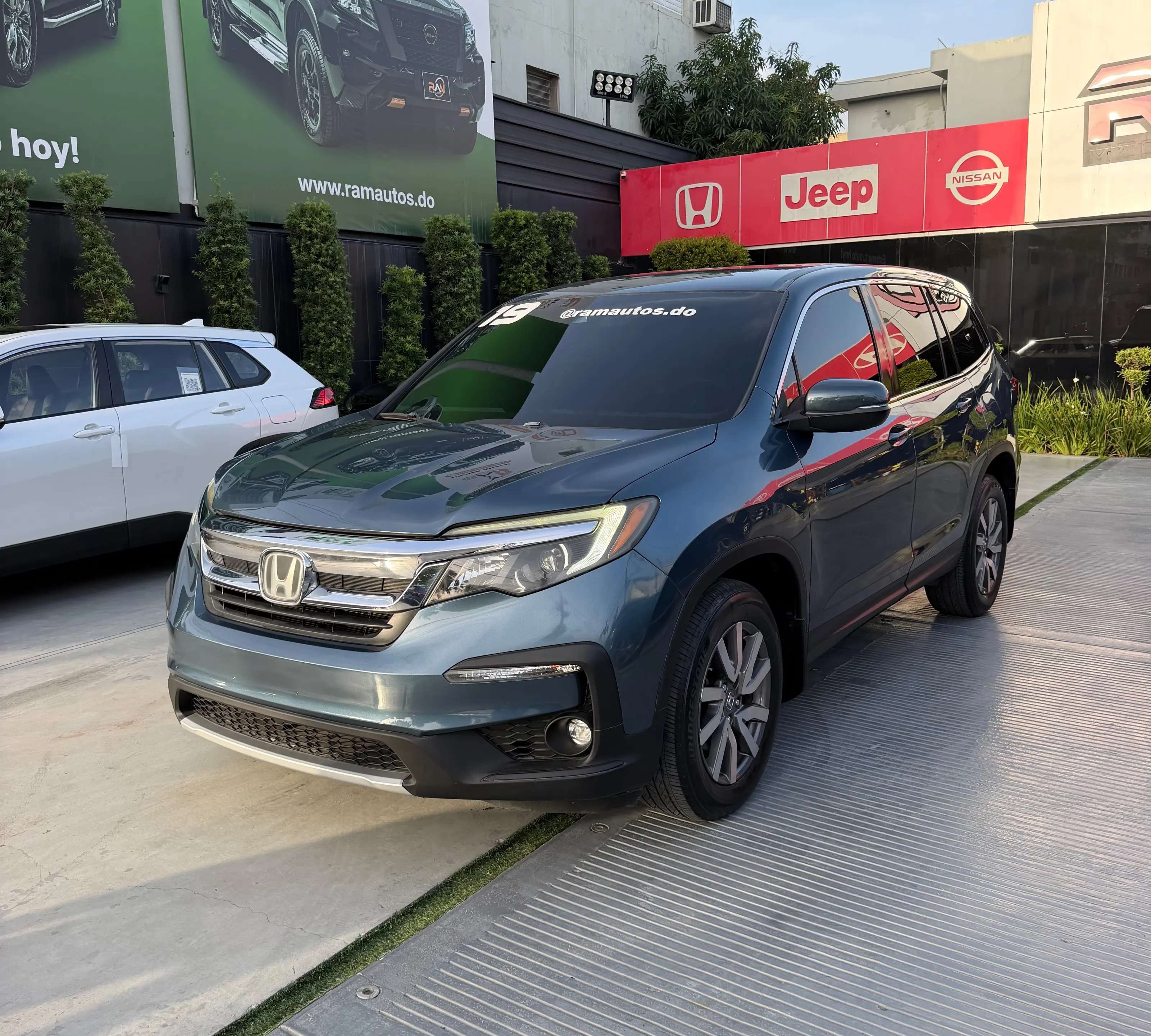 2019 Honda Pilot LX usado en venta por RAM MEGA AUTOS