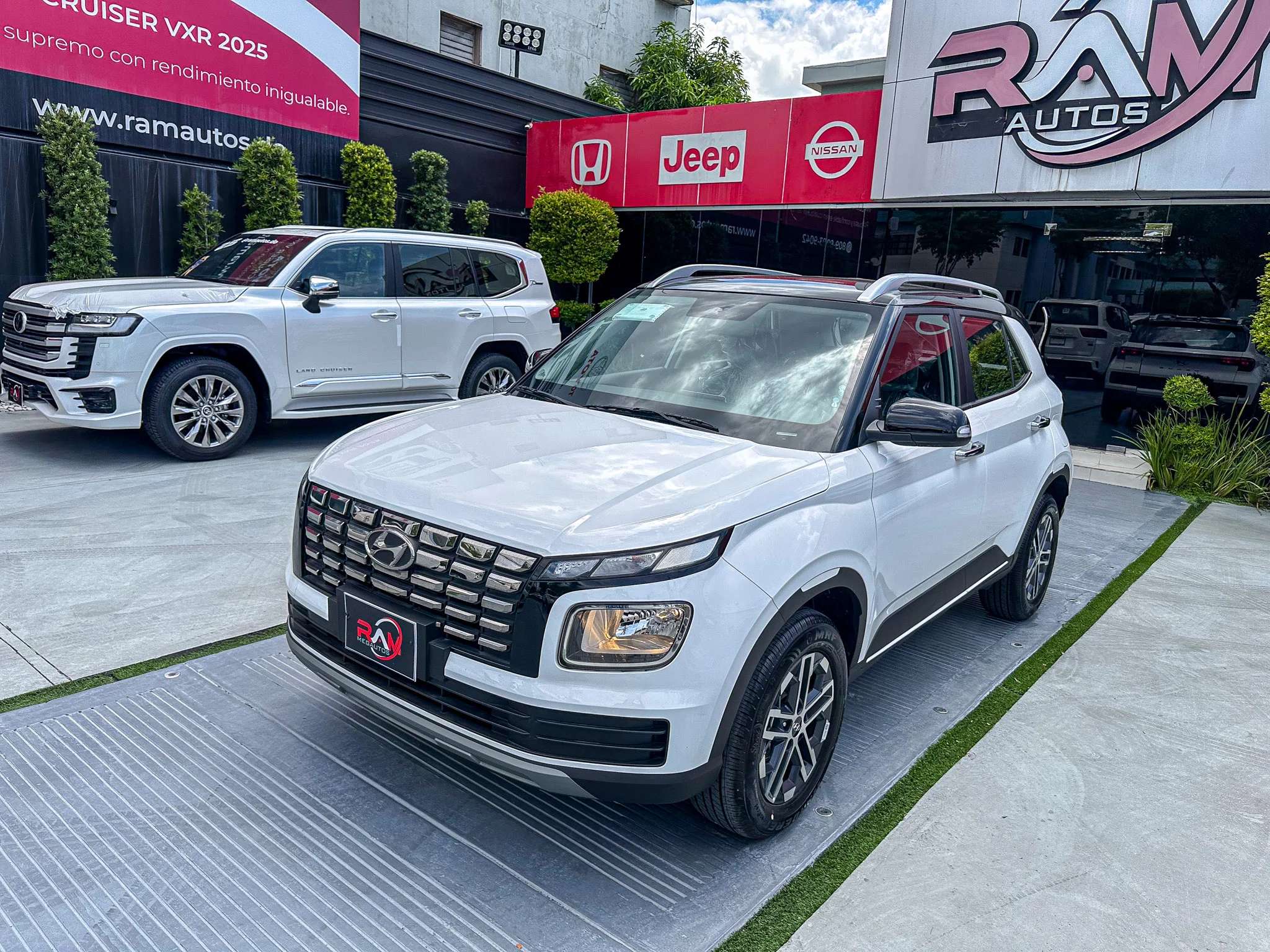 2025 Hyundai Venue nuevo en venta por RAM MEGA AUTOS
