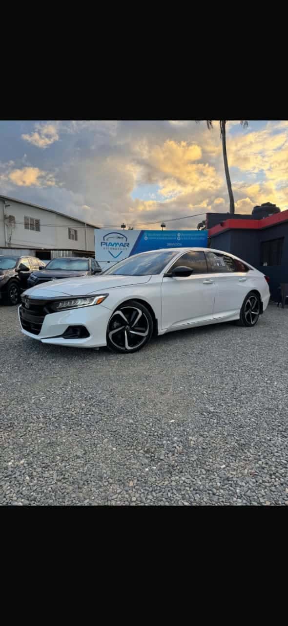 2021 Honda Accord Sport 2.0T usado en venta por Piamar Automóviles