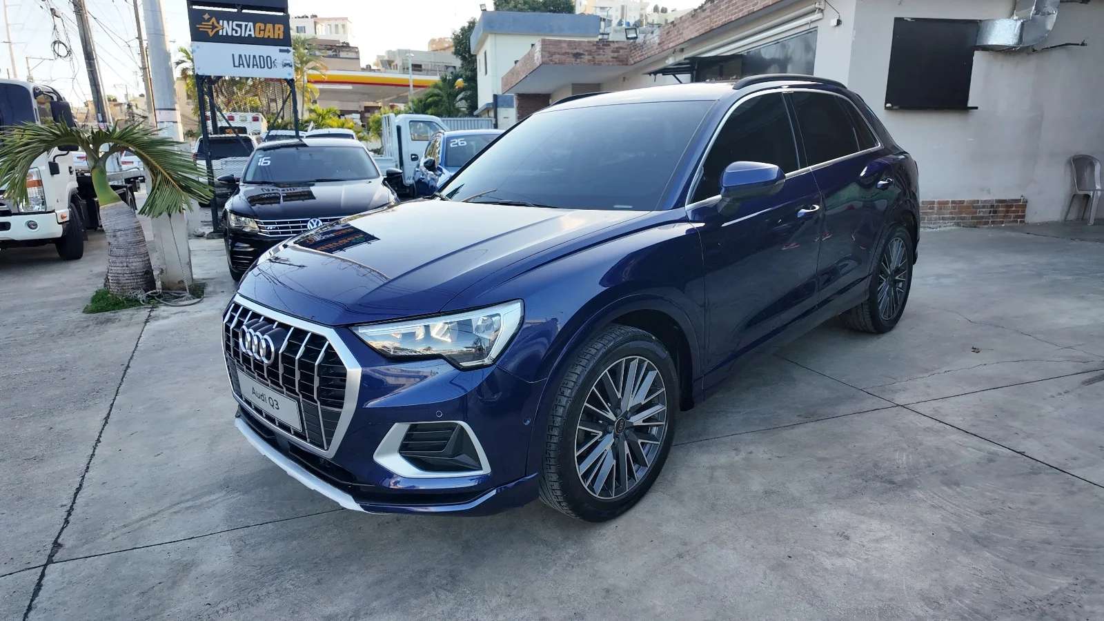2023 Audi Q3 usado en venta por INSTACAR