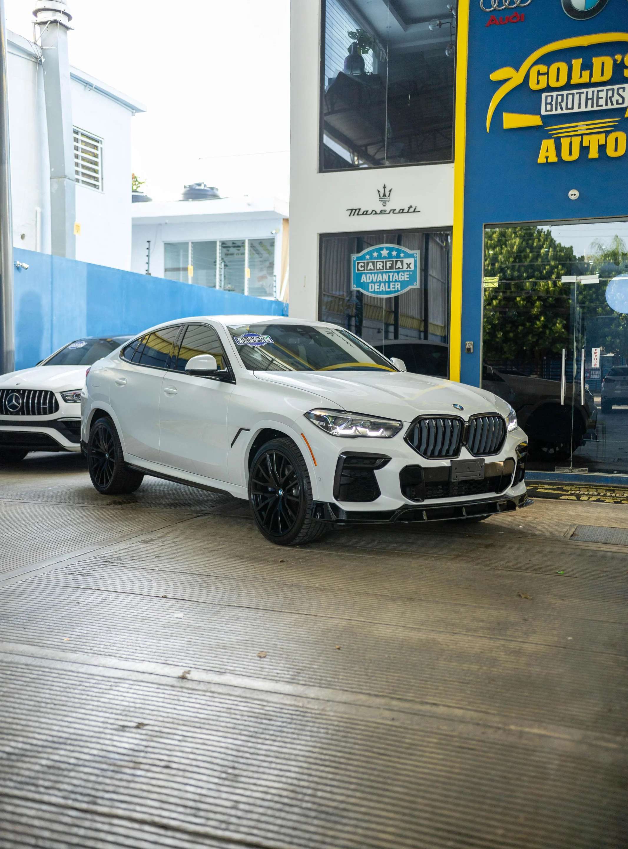 2022 BMW X6 xDrive40i usado en venta por Golds Brothers Auto