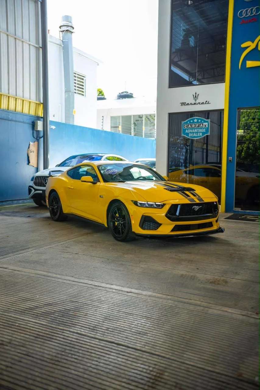 2024 Ford Mustang GT PREMIUM usado en venta por Golds Brothers Auto