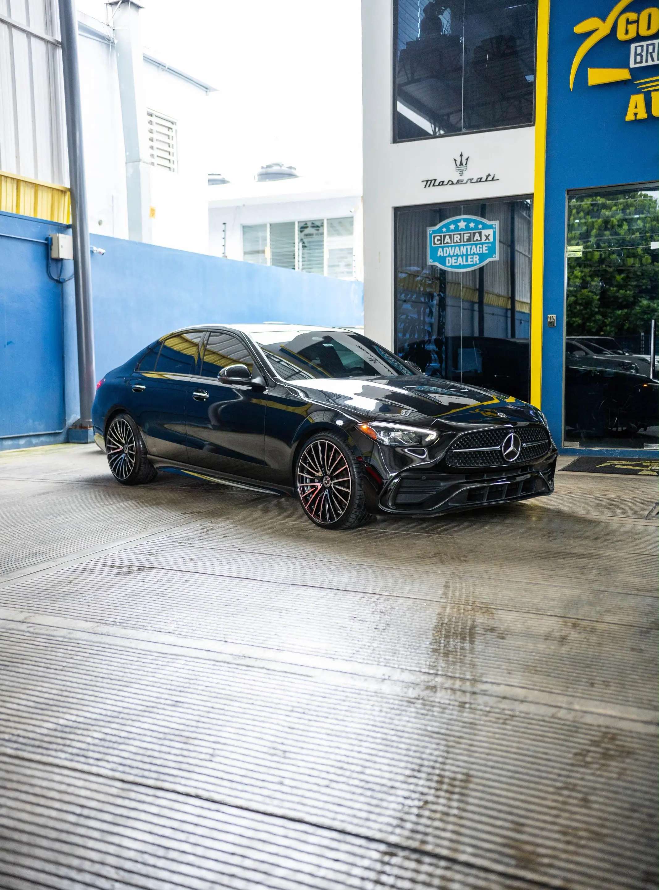 2023 Mercedes Benz C 300 AMG 4Matic usado en venta por Golds Brothers Auto