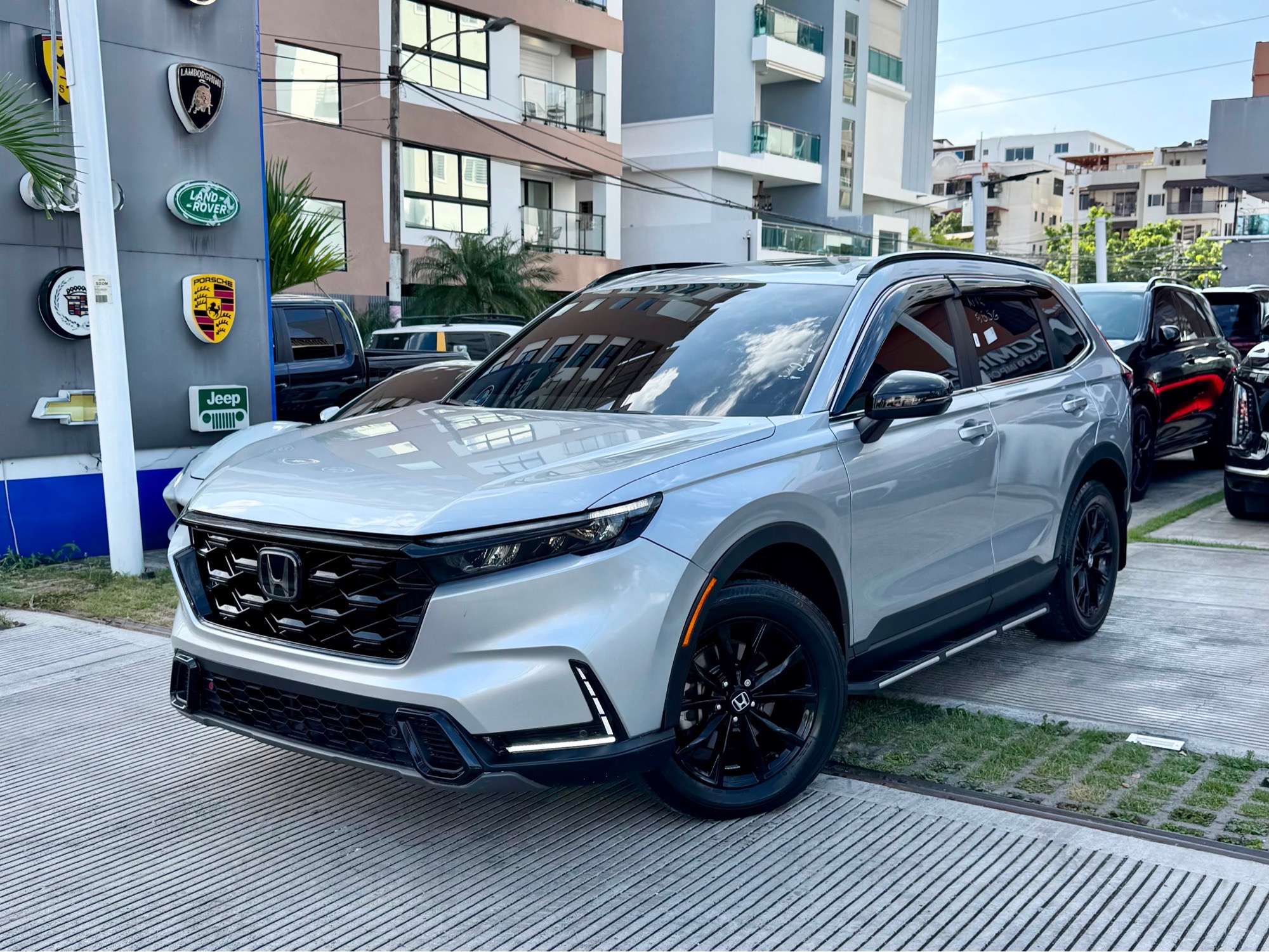 2024 Honda CR-V Sport Hybrid usado en venta por Domingo Auto Import S.R.L