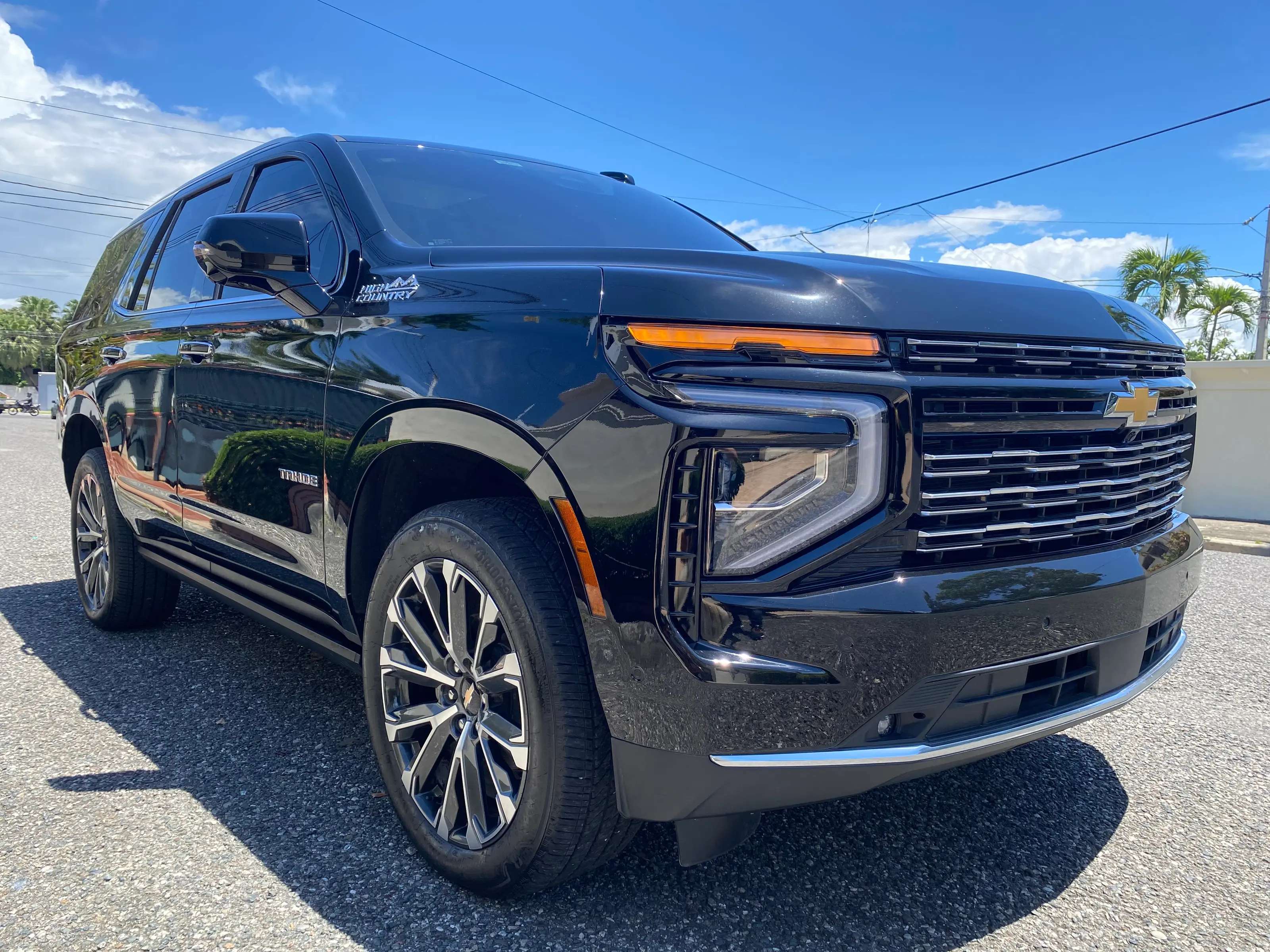 2025 Chevrolet Tahoe Highcountry Duramax usado en venta por Vision Motors
