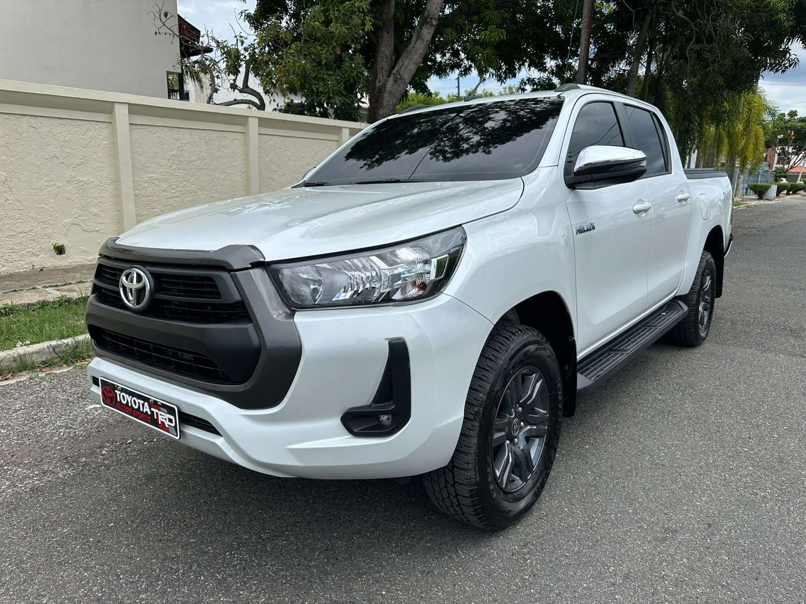 2026 Toyota Hilux 2.4 nuevo en venta por Vision Motors