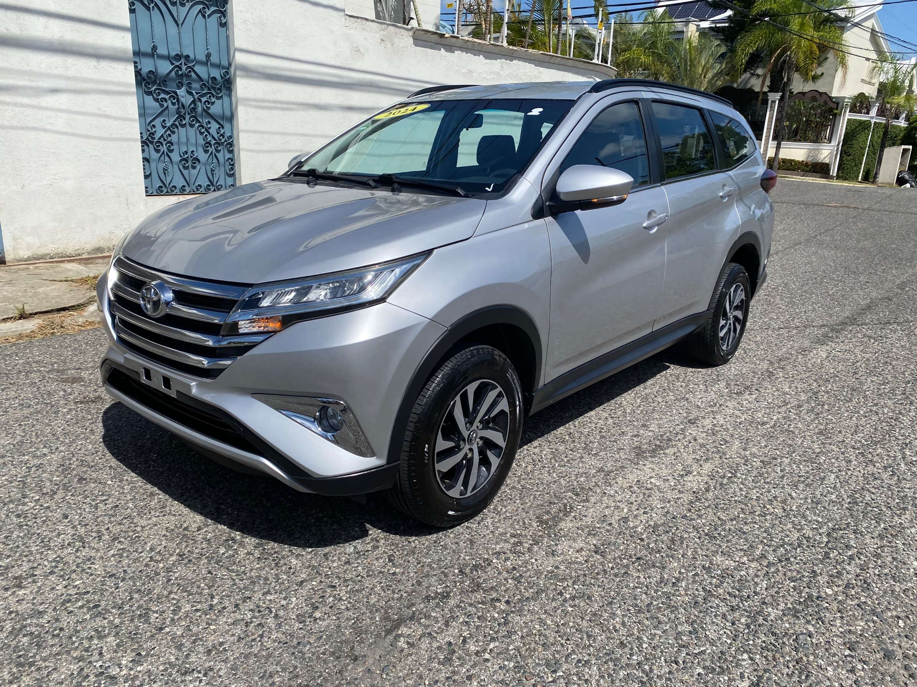 2024 Toyota Rush usado en venta por Vision Motors 