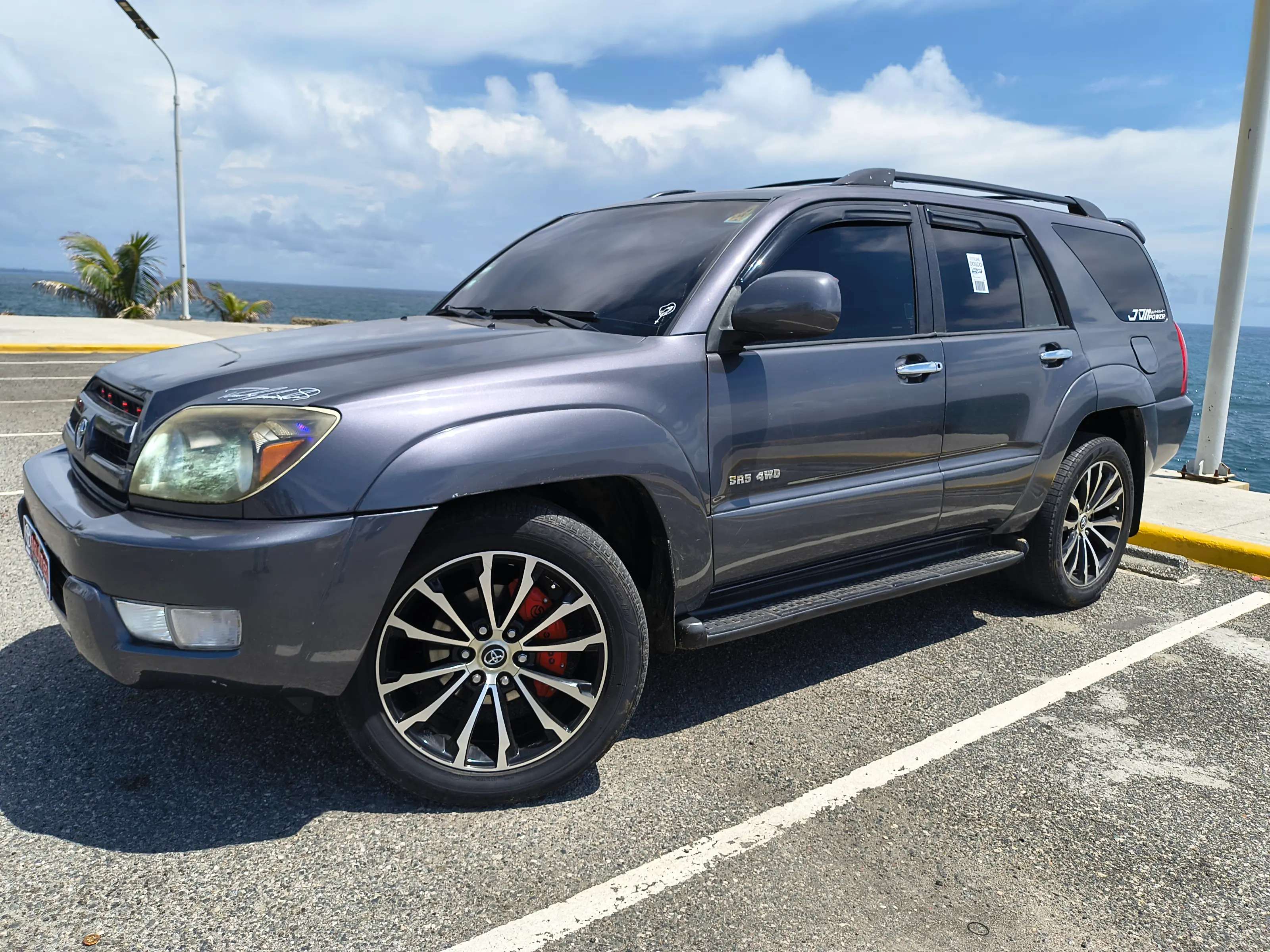 2004 Toyota 4 Runner SR5 Premium usado en venta por Jf Auto RD