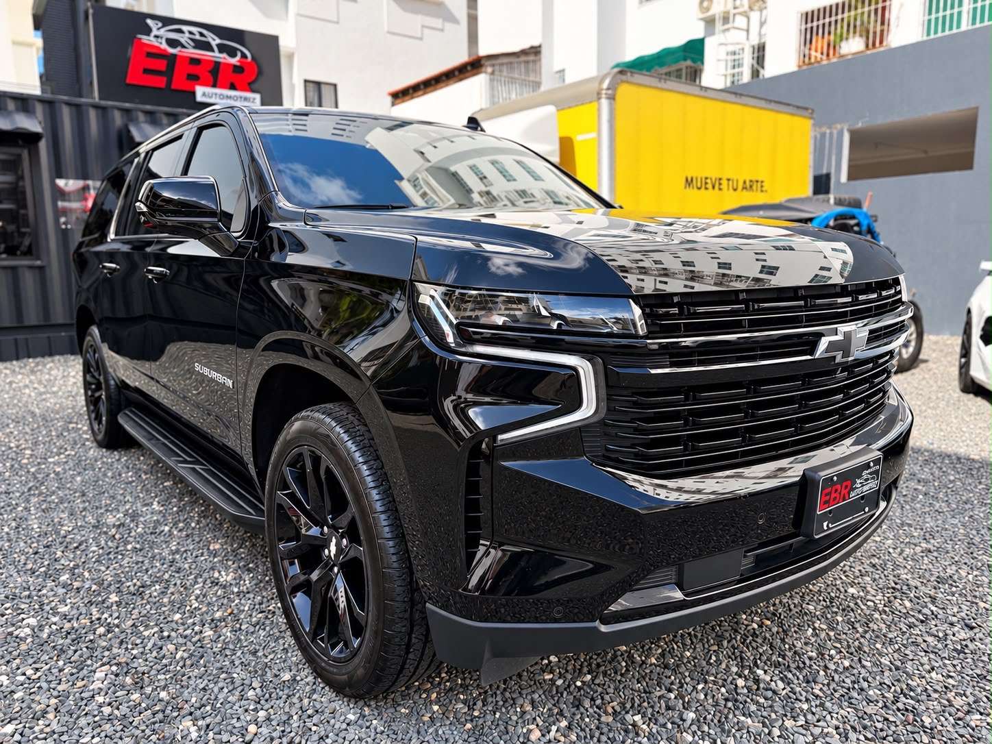 2022 Chevrolet Suburban LT usado en venta por EBR Auto Import 