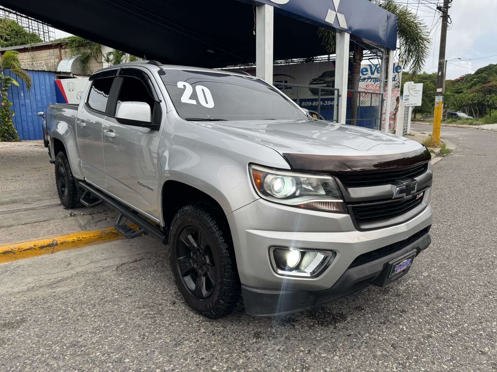 2020 Chevrolet Colorado Z71 usado en venta por Frankel Auto Import
