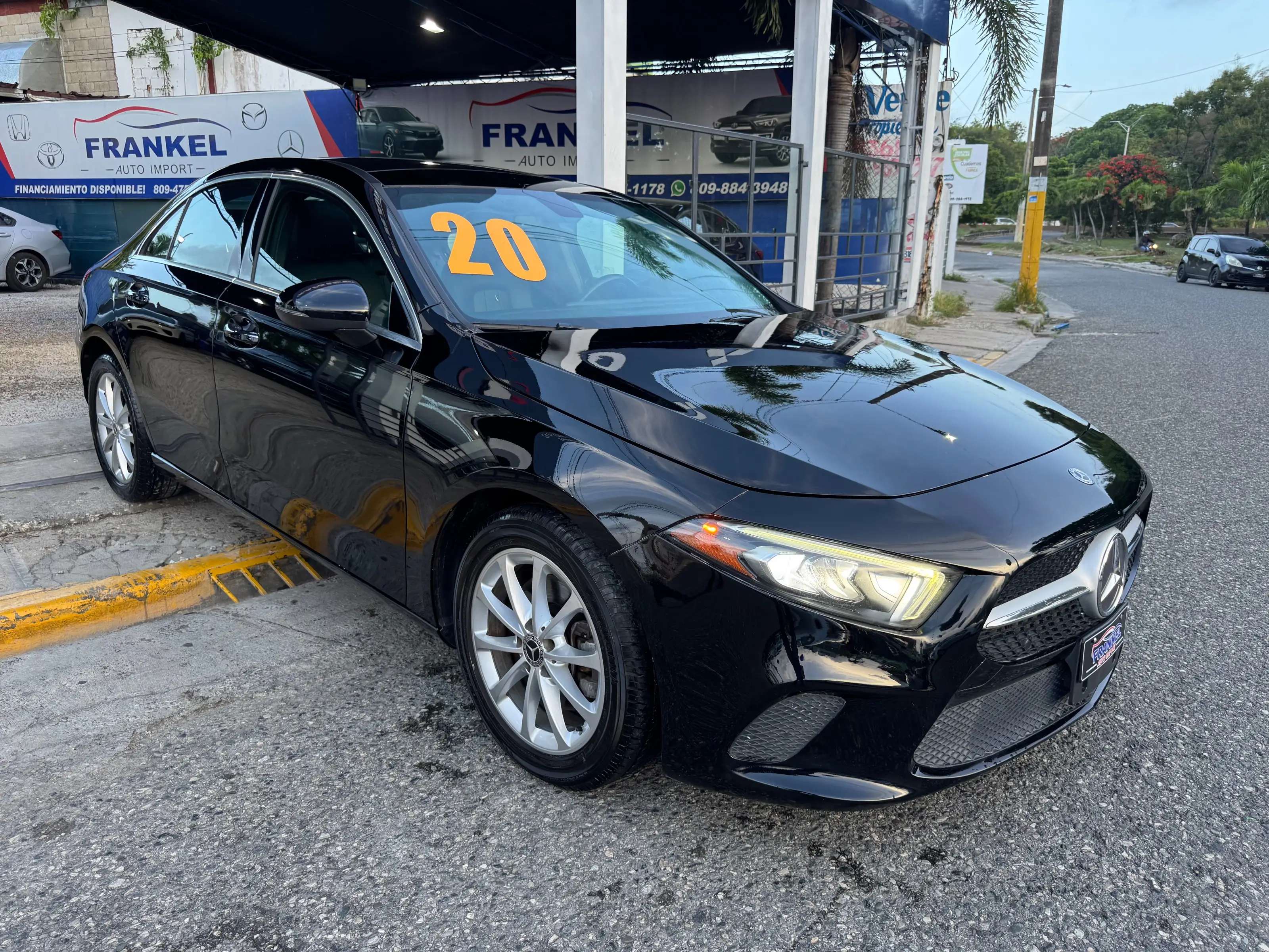 2020 Mercedes Benz A 220 4Matic usado en venta por Frankel Auto Import