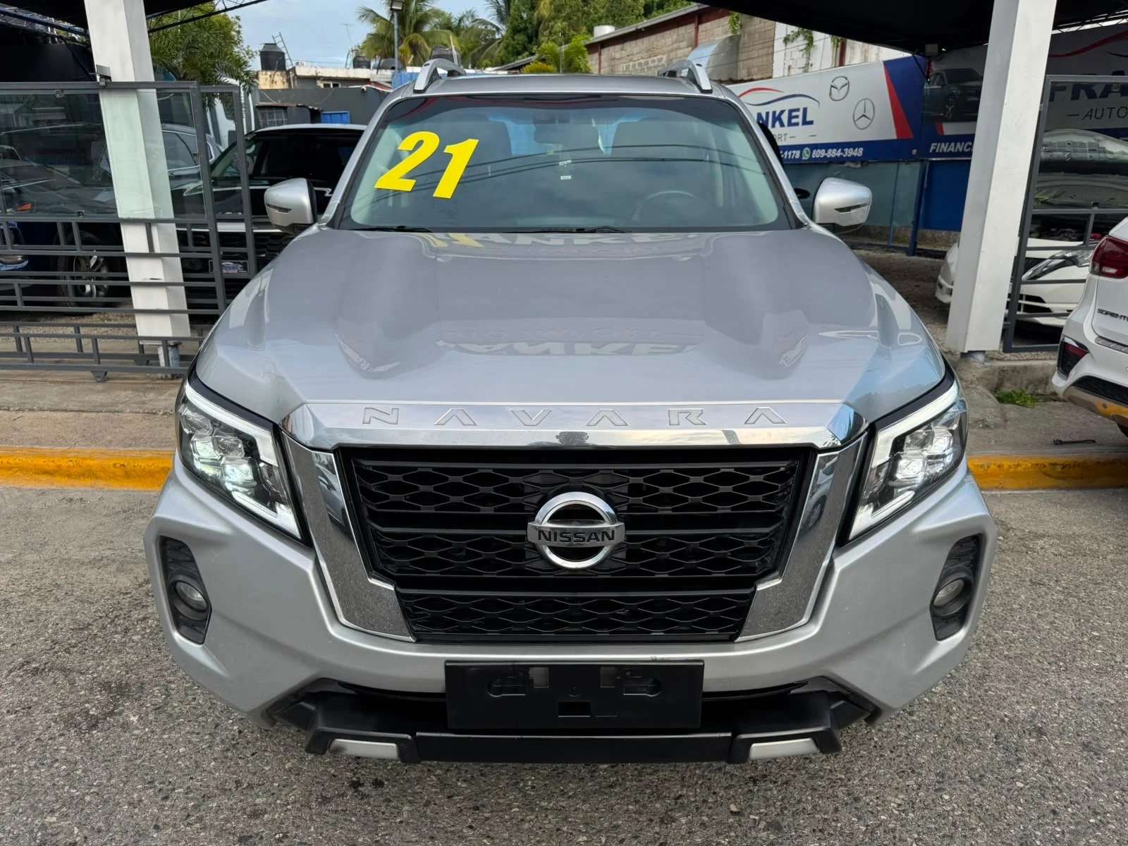 2021 Nissan Navara XE usado en venta por FRANKEL AUTO IMPORT