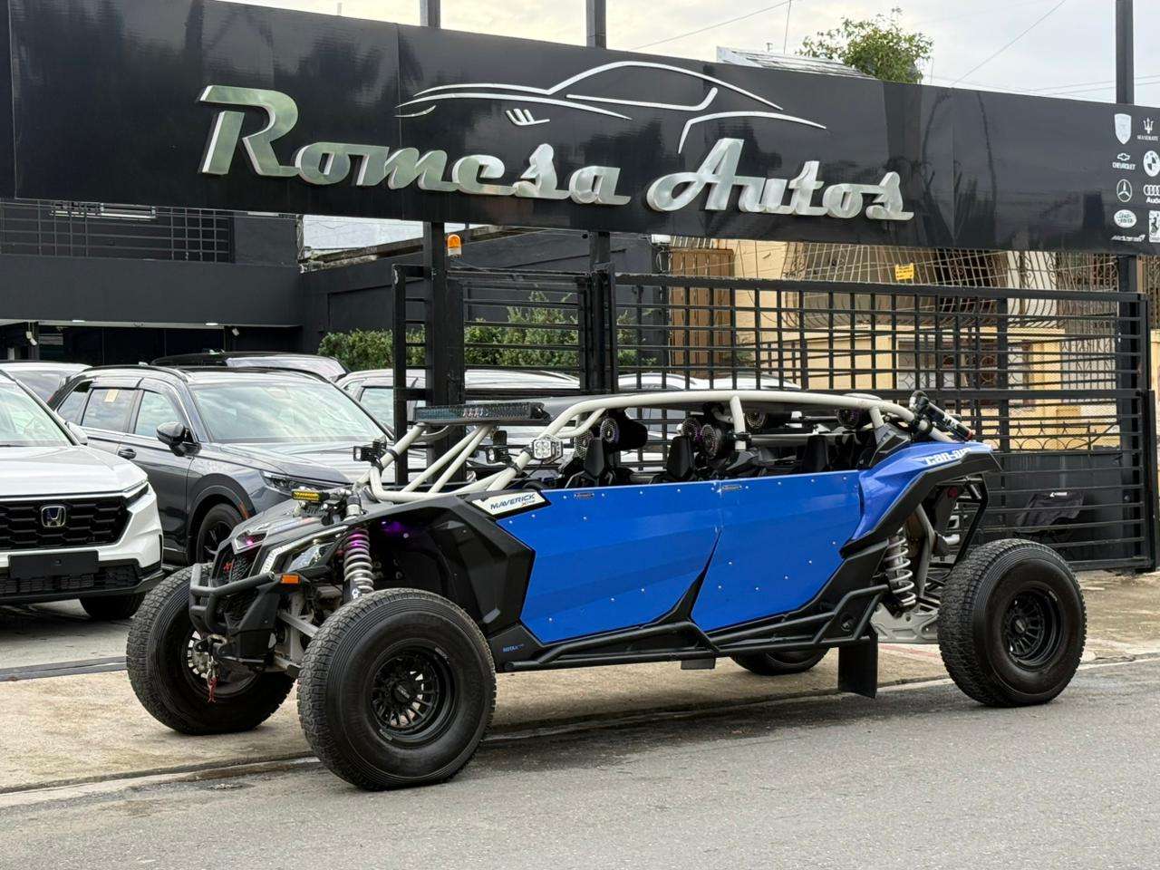 2023 Can Am Maverick X RS TURBO RR WITH SMART-SHOX usado en venta por ROMESA AUTOS
