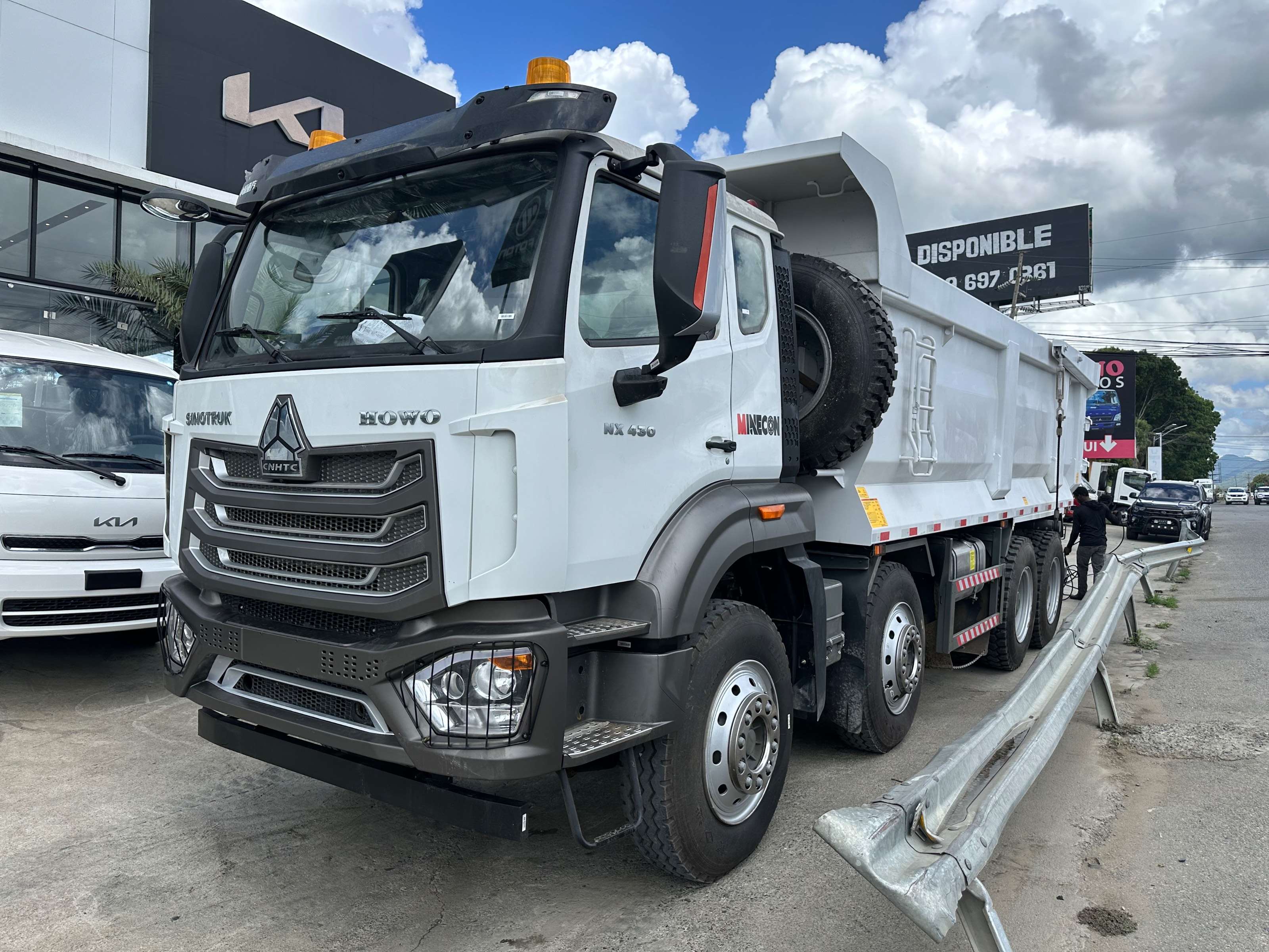 2026 Sinotruck Howo nuevo en venta por VRGROUP AUTOS
