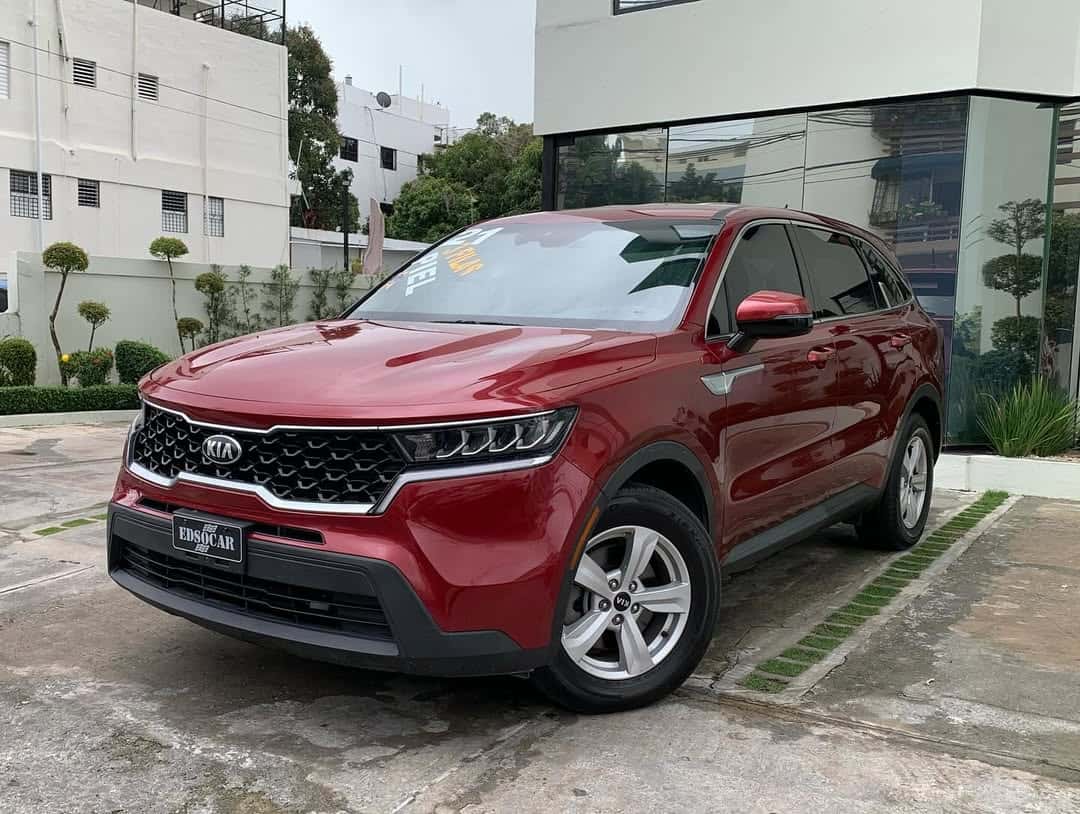 2021 Kia Sorento LX usado en venta por Edsocar Auto Import