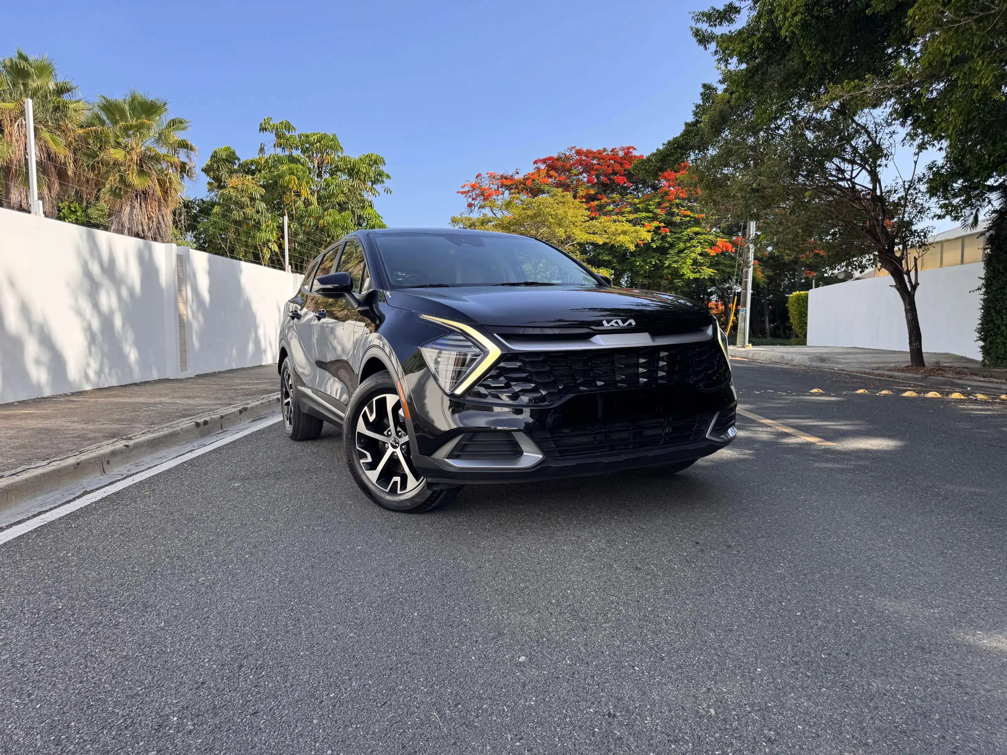 2024 Kia Sportage EX usado en venta por E. Francisco Rodrigues Auto Import